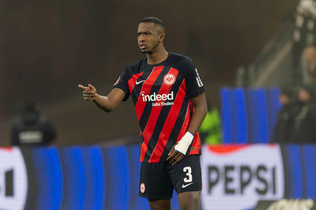 Willian Pacho könnte Eintracht Frankfurt in diesem Sommer einen Millionen-Regen bescheren.